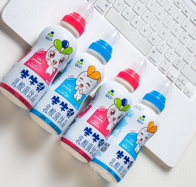 ����Ԫ��ţ��������Ʒ��ݮζ+ԭζ4X200ml